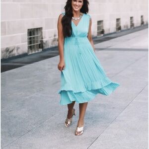 NWOT White House Black Market Blue Pleated Midi Dress